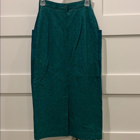 Vintage Green Suede and Leather Pencil Skirt - Picture 4 of 9